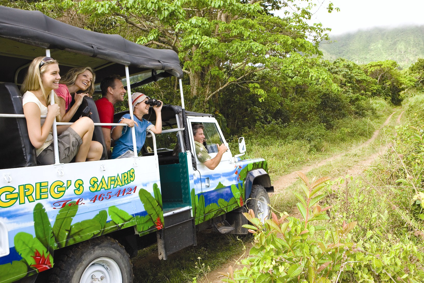 St Kitts Cross-Country 4x4 Birdwatching and Beach Tour