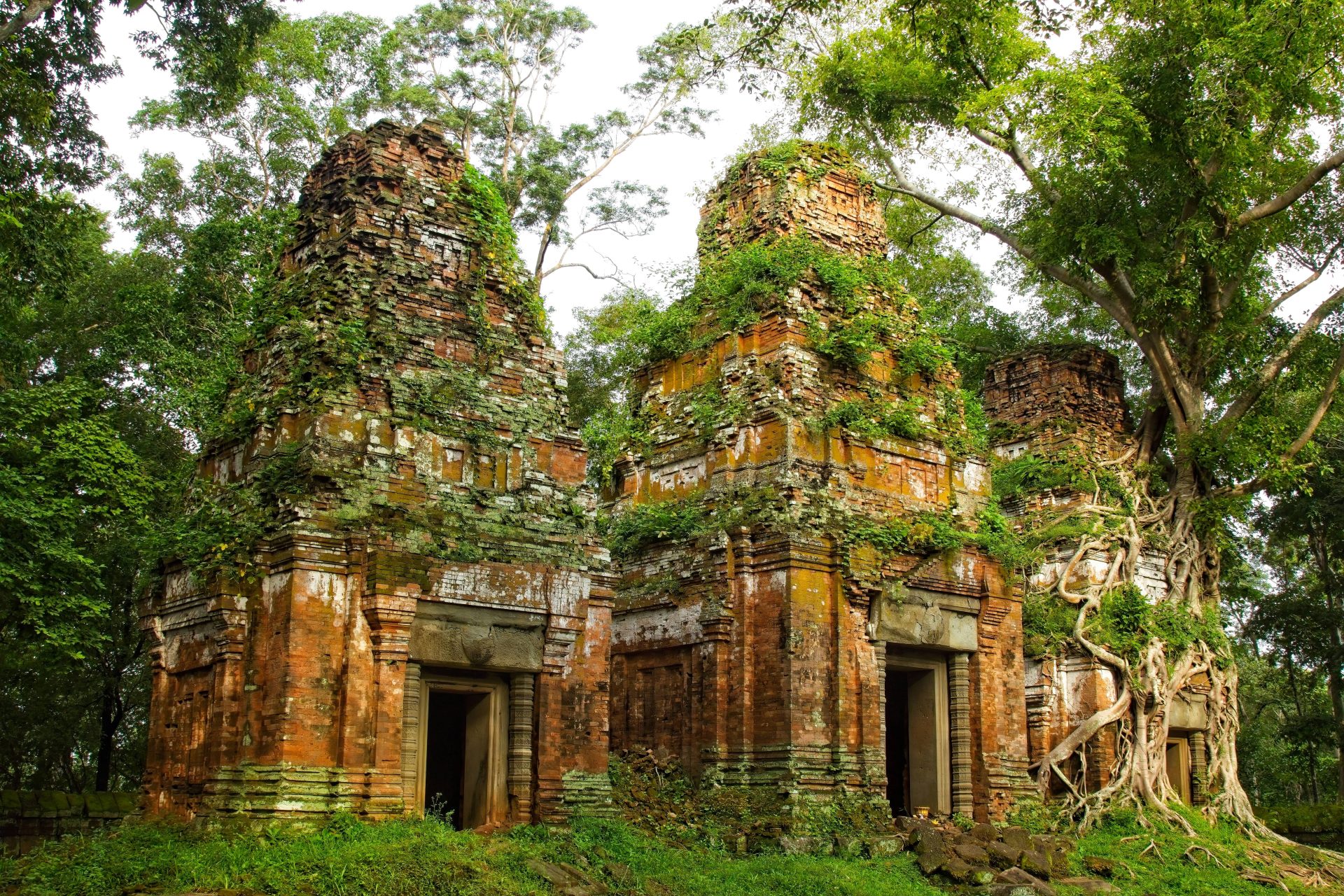 Koh Ker, Beng Mealea Forest Temples