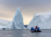 Ilulissat zodiac cruise