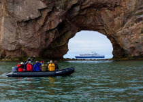 zodiac cruise © Danny Catt