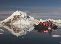 zodiac cruise © J Huyer